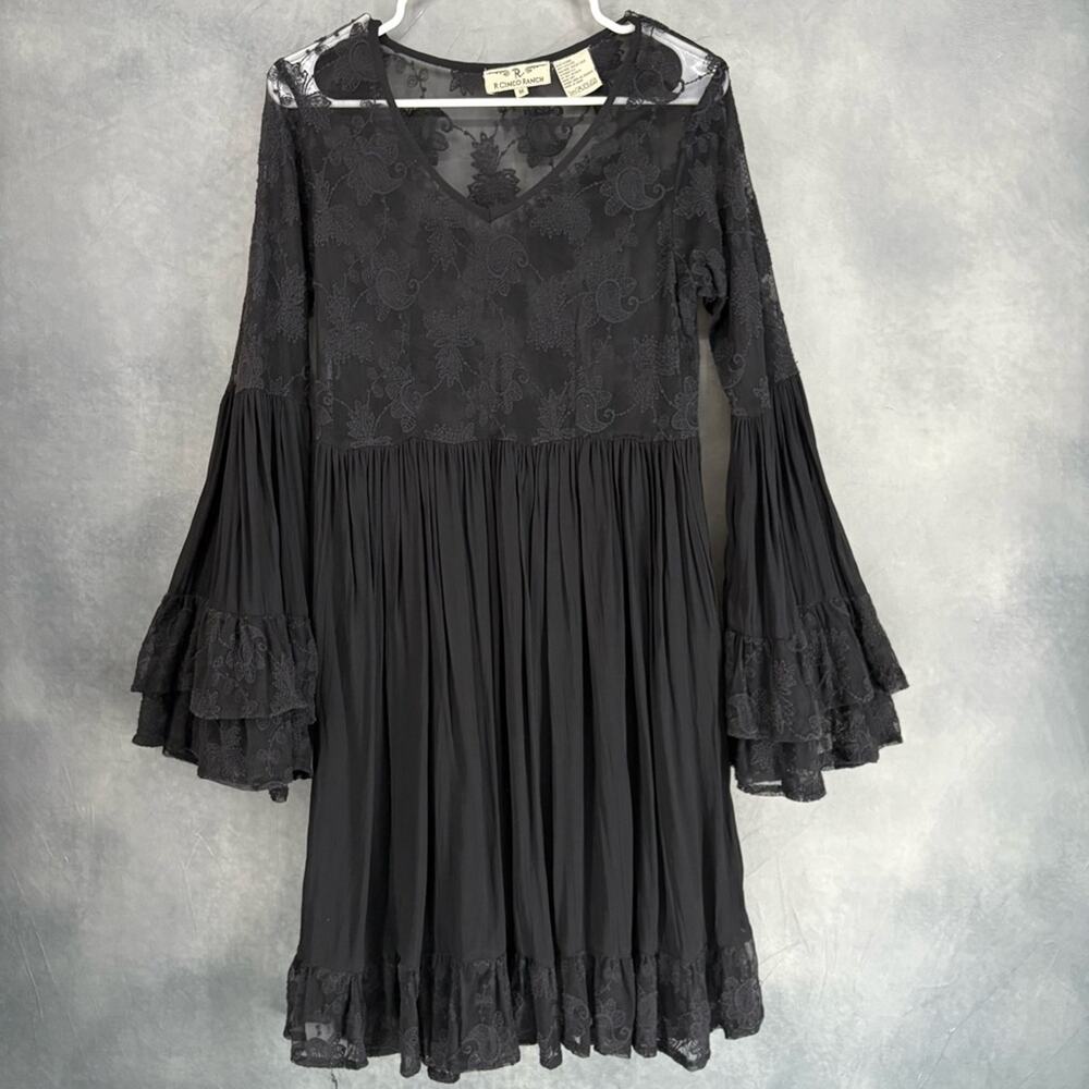 R Cinco Ranch Long Bell Sleeve Lace Dress Medium  Romantic Whimsigoth Western